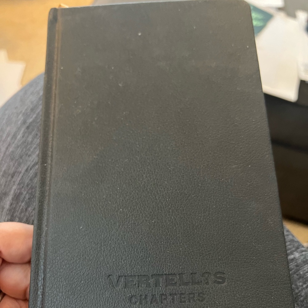 Vertellis Black Journal